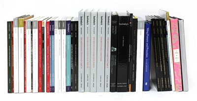 Lot 534 - A collection of auction catalogues and books