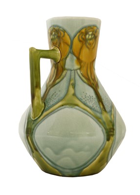 Lot 4 - A Mintons' secessionist jug