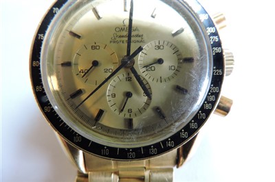Lot 622 - An 18ct gold Omega Speedmaster Professional 'Apollo XI' limited edition moonlanding automatic