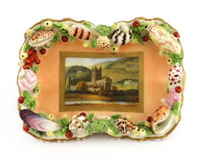 Lot 193 - A Chamberlains Worcester dish