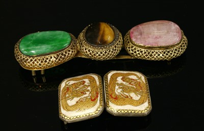 Lot 218 - A Chinese silver gilt buckle