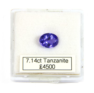 Lot 4 - An unmounted oval mixed cut tanzanite