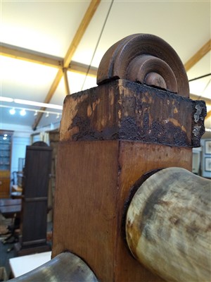 Lot 27 - A Victorian oak and horn hat stand