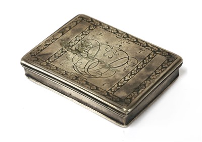 Lot 53 - A George I silver snuffbox