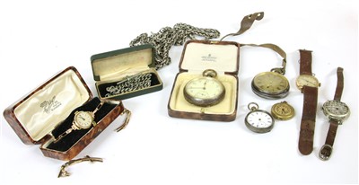 Lot 120 - A 9ct gold ladies wristwatch on an expanding bracelet