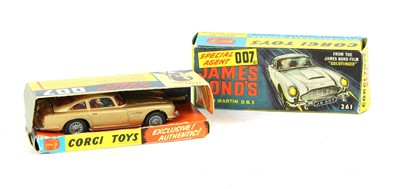 Lot 1176 - A Corgi 261, 007 Aston Martin DBS