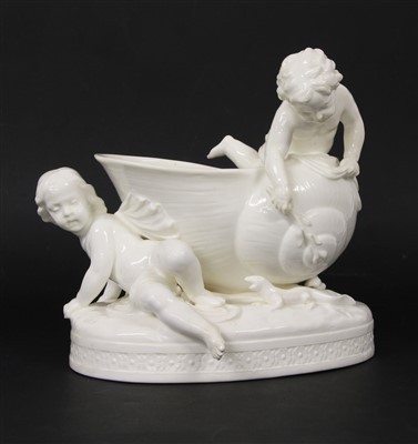 Lot 164 - A Victorian Mintons blanc de chine porcelain comport of shell form