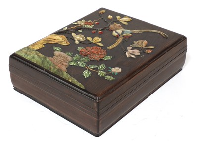 Lot 369 - A Chinese wood box