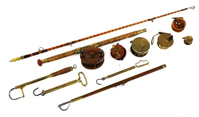 Lot 171 - A quantity of fishing items