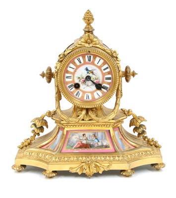 Lot 248 - A French gilt bronze mantel clock, late 19th Century