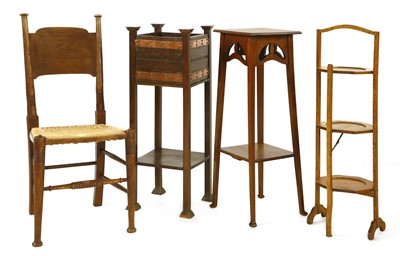 Lot 581 - An Arts and Crafts oak dining chair