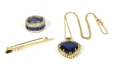Lot 89 - A heart shaped synthetic spinel set pendant