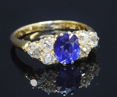 Lot 73 - A late Victorian sapphire and diamond ring
