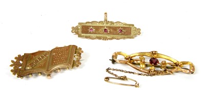 Lot 61 - Three gold brooches