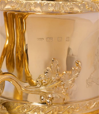 Lot 11 - A silver gilt flying trophy 'The King's Cup'