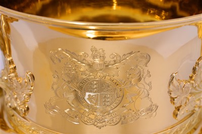 Lot 11 - A silver gilt flying trophy 'The King's Cup'