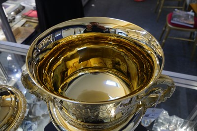 Lot 11 - A silver gilt flying trophy 'The King's Cup'