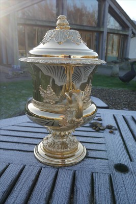 Lot 11 - A silver gilt flying trophy 'The King's Cup'