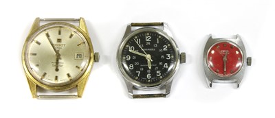Lot 145 - A box of assorted watches