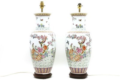 Lot 365 - A pair of modern Chinese porcelain table lamps