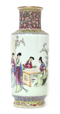 Lot 104 - A Chinese famille rose vase
