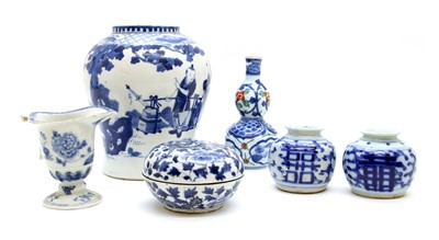 Lot 370 - A Chinese  porcelain baluster vase