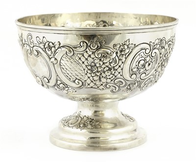 Lot 37 - A Victorian silver punch bowl