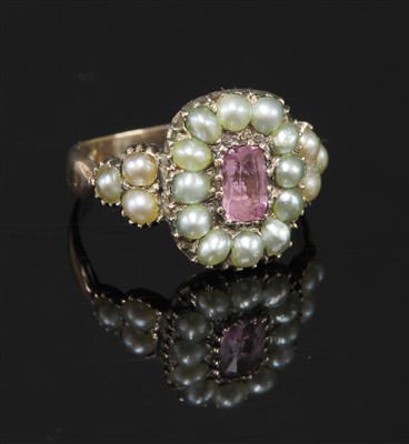 Lot 3 - A cased Georgian pink topaz and split pearl cluster ring