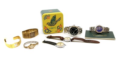 Lot 133 - A Seiko kinetic gents stainless steel wristwatch