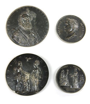 Lot 224 - Medallions, a 19th Century silver medallion of Henry IIII of France and Maria de Medici