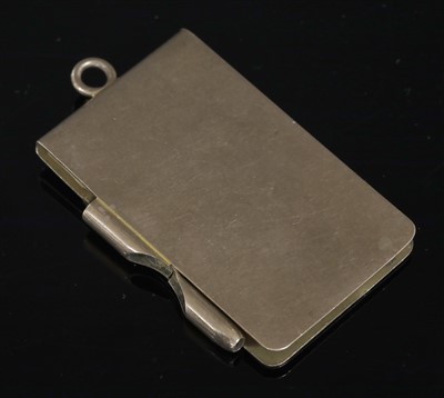 Lot 126 - An Edwardian 9ct gold aide mémoire