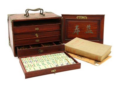 Lot 557 - A 1920's mah jong set