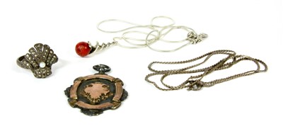 Lot 69 - A quantity of silver and costume jewellery