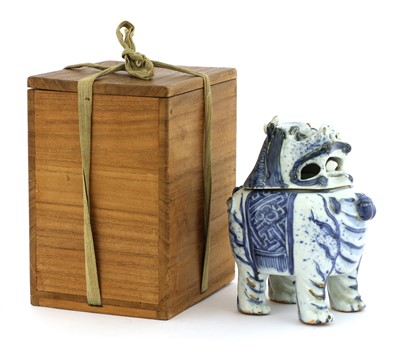 Lot 5 - A Chinese blue and white incense burner