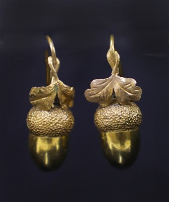 Lot 57 - A pair of Victorian gold acorn drop earrings