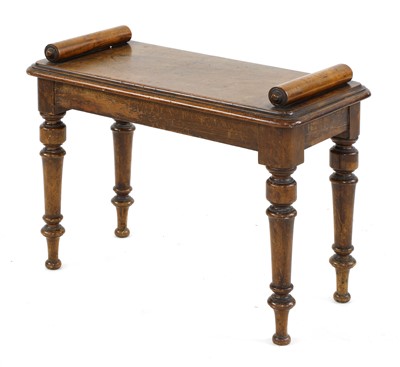 Lot 542 - A small Regency mahogany window seat
