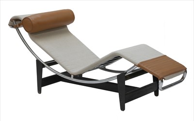 Lot 274 - An 'LC4' chaise longue