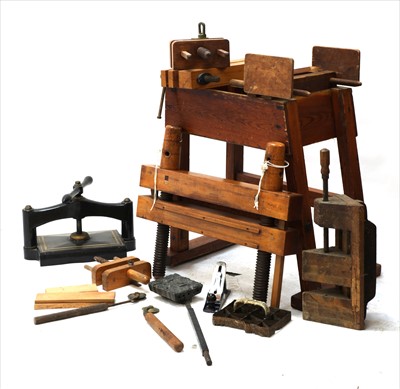 Lot 271 - A collection of bookbinder's presses