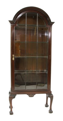 Lot 589 - An Edwardian mahogany display cabinet
