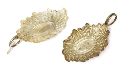 Lot 22 - A George III silver caddy spoon