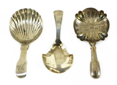 Lot 23 - A George IV silver caddy spoon