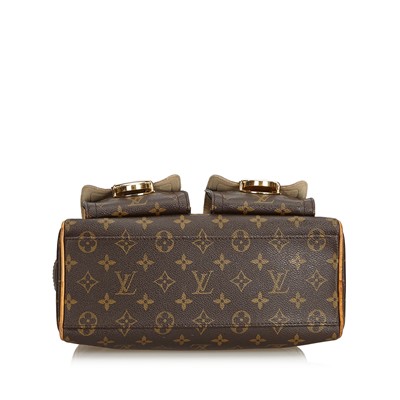 Lot 676 - A Louis Vuitton monogrammed Manhattan PM bag
