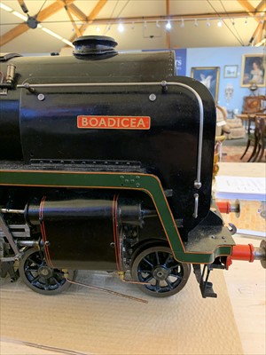 Lot 603 - A 5in gauge live steam model of the Britannia Class 4-6-2 locomotive and tender 'Boadicea' no.70036