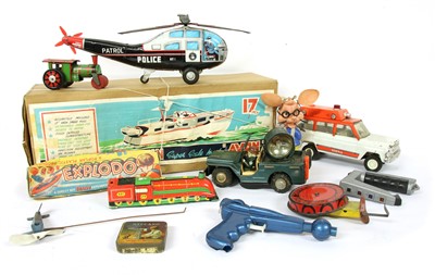 Lot 1282 - Children's ride on toys