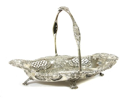 Lot 1150 - A silver basket