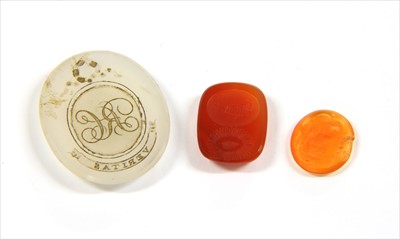 Lot 181 - A quantity of loose intaglio engraved hardstone seals