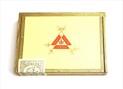 Lot 105 - Montecristo, No. 3, 25 cigars, boxed