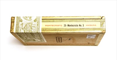 Lot 105 - Montecristo, No. 3, 25 cigars, boxed