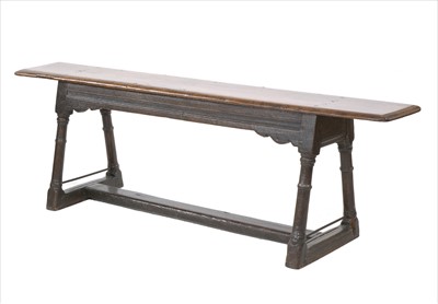 Lot 856 - An oak bench