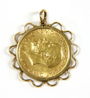 Lot 1012 - A 1913 sovereign
